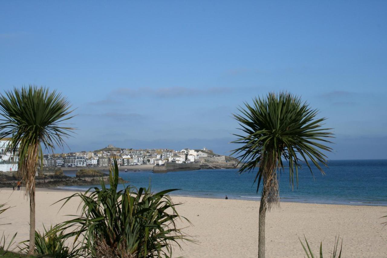 Coast Accommodation St Ives Extérieur photo